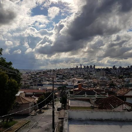 Hostel Trem De Minas เบโลโอรีซอนชี ภายนอก รูปภาพ